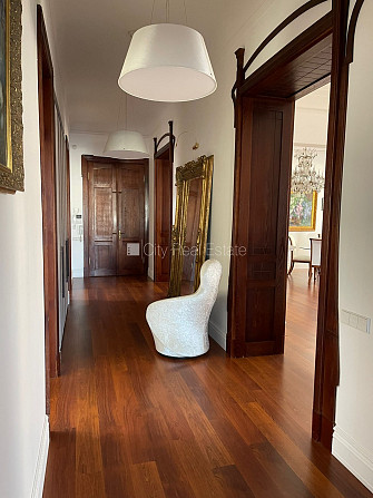 Fasādes māja, renovēta māja, slēgts pagalms, ieeja no ielas un pagalma, ir lifts, balkons 2 Rīga - foto 17