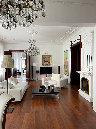 Fasādes māja, renovēta māja, slēgts pagalms, ieeja no ielas un pagalma, ir lifts, balkons 2 Rīga - foto 16