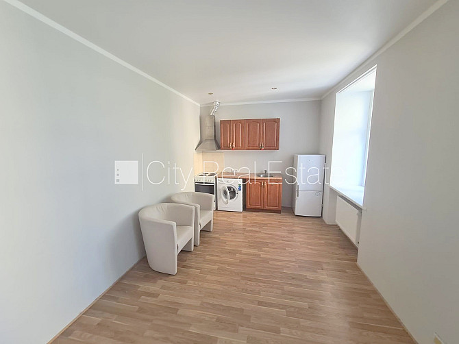 Fasādes māja, renovēta māja, slēgts pagalms, ieeja no ielas un pagalma, kāpņu telpa pēc Rīga - foto 13