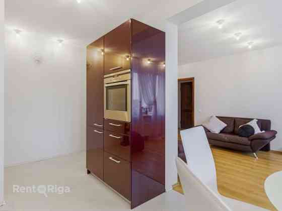 Качественная и эстетичная 3-комнатная квартира с продуманным дизайном и красивым Огре и Огрский край