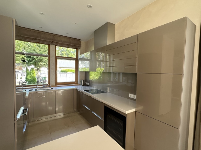 Сдается в аренду элегантный дом в Булдуры, всего в нескольких шагах от отеля Юрмала - изображение 7