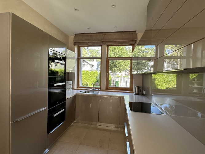 Сдается в аренду элегантный дом в Булдуры, всего в нескольких шагах от отеля Юрмала - изображение 6