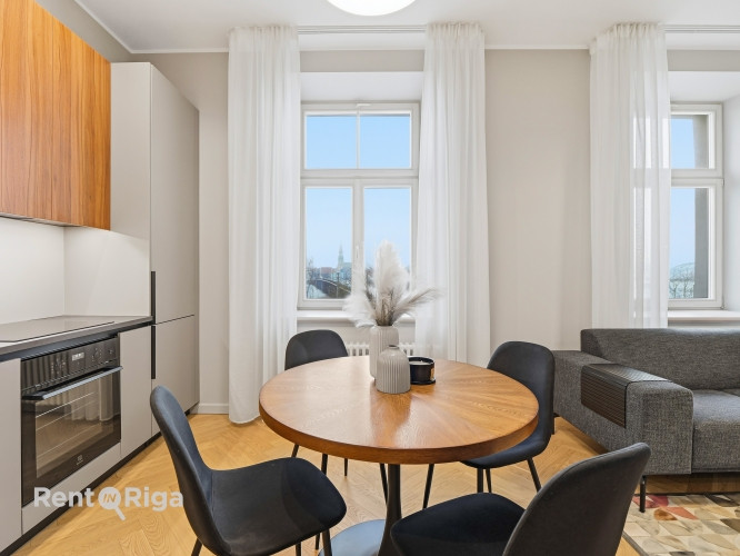 Apartment with a Wonderful View of Old Riga and the Daugava Bridges, Available for Long-Term Rent  L Рига - изображение 3