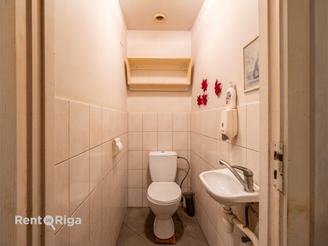 Kafejnīcas telpas ar ventilācijas sistēmu.  Telpas sastāv no klientu zāles 30 kvm, virtuves telpas,  Рига - изображение 8