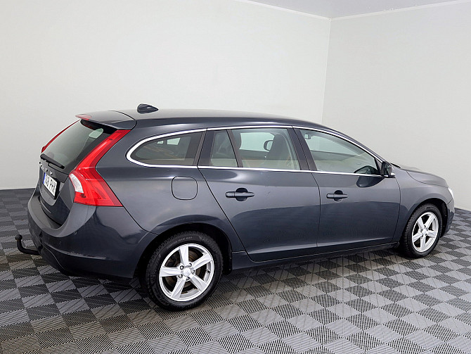 Volvo V60 Summum Facelift ATM 1.6 D4 84kW Таллин - изображение 3