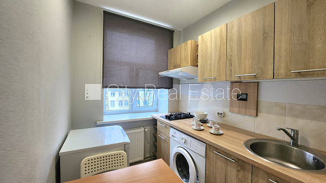 Здание во дворе, реновированный дом, закрытый двор, возможность аренды парковки, Рига - изображение 14