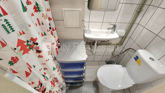 Здание во дворе, реновированный дом, закрытый двор, возможность аренды парковки, Рига - изображение 16