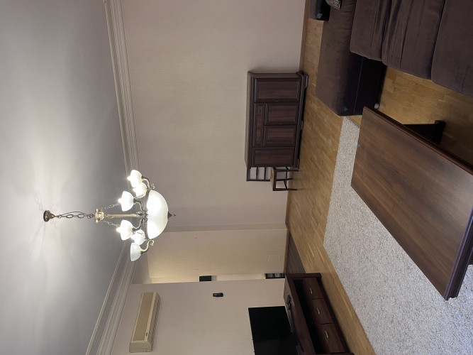 Elegantais dzīvoklis, kas atrodas vēsturiskā ēkā Stabu ielā, piedāvā mūsdienu ērtības un klasisku ša Рига - изображение 5