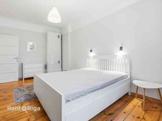 Izīrē gaišu un mājīgu 3 istabu dzīvokli Āgenskalnā!  Māja ar trīs stāviem un četriem dzīvokļiem, tāp Рига
