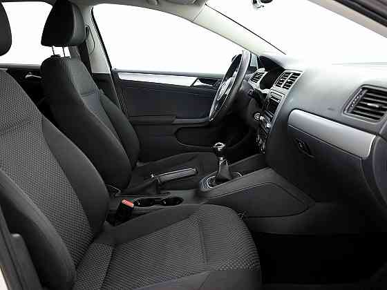 Volkswagen Jetta Comfortline 1.2 77kW Таллин