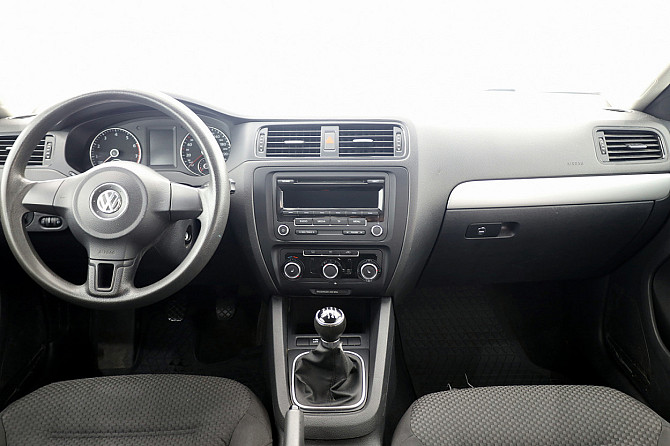 Volkswagen Jetta Comfortline 1.2 77kW Таллин - изображение 5