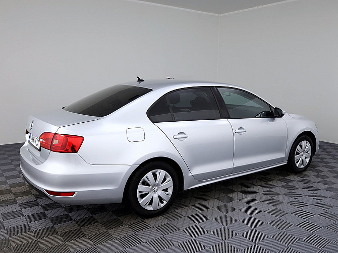 Volkswagen Jetta Comfortline 1.2 77kW Таллин - изображение 3