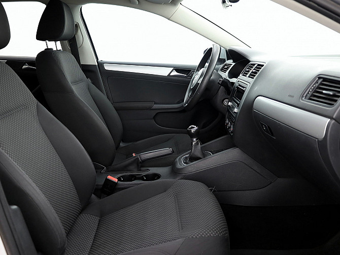 Volkswagen Jetta Comfortline 1.2 77kW Таллин - изображение 6