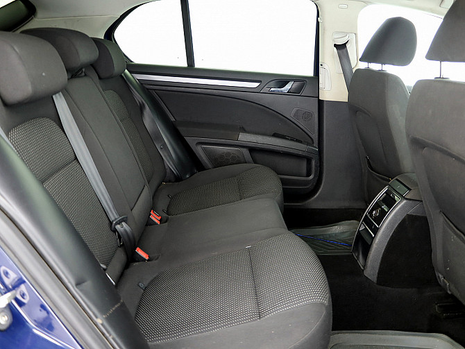 Skoda Superb Comfortline ATM 2.0 TDI 125kW Tallina - foto 7