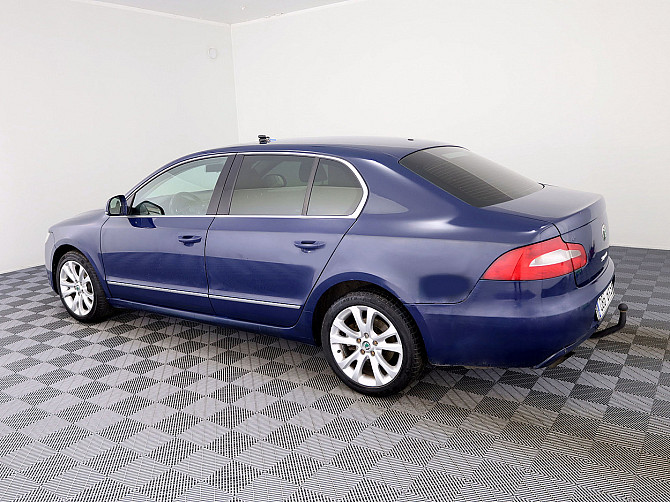 Skoda Superb Comfortline ATM 2.0 TDI 125kW Tallina - foto 4