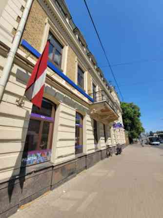 Аренда stock office помещений в районе ВЭФ  + Торговый зал 200м + 2 офисных помещения + Рига