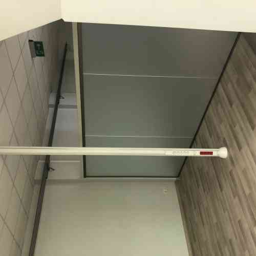 Аренда stock office помещений в районе ВЭФ  + Торговый зал 200м + 2 офисных помещения + Рига