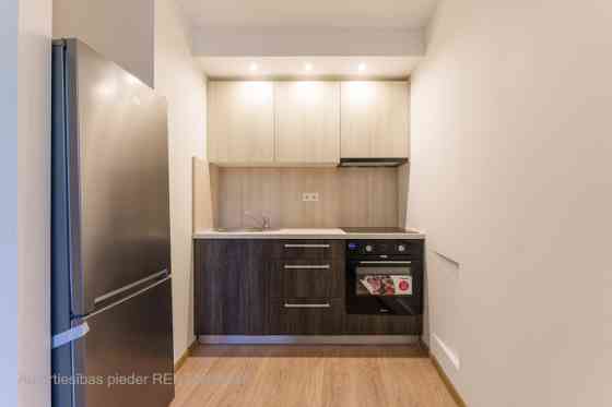 В аренду предлагается квартира-студия в новом проекте.  Квартира оборудована Rīga