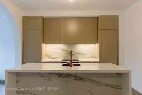 An elegant Art Nouveau building at 7 Ausekļa Street is located in the most prestigious part of the Q Рига