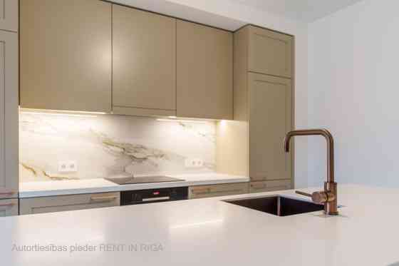 An elegant Art Nouveau building at 7 Ausekļa Street is located in the most prestigious part of the Q Рига