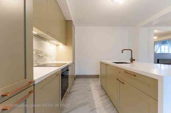 An elegant Art Nouveau building at 7 Ausekļa Street is located in the most prestigious part of the Q Рига