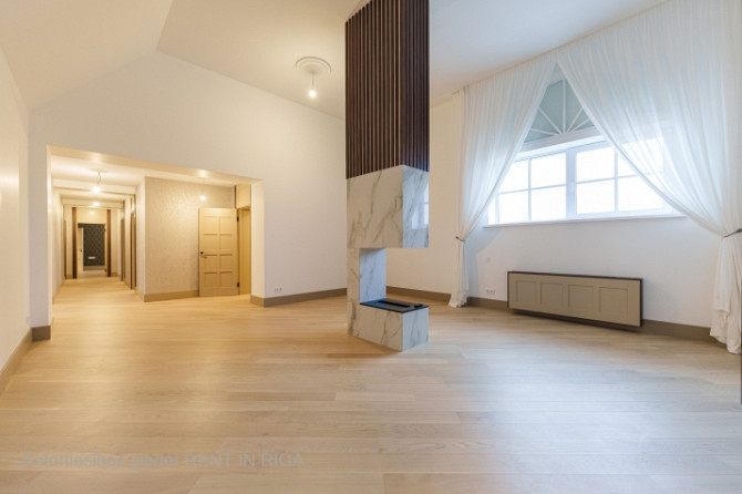 An elegant Art Nouveau building at 7 Ausekļa Street is located in the most prestigious part of the Q Рига - изображение 9