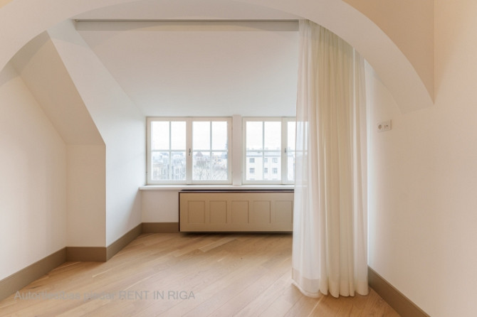 An elegant Art Nouveau building at 7 Ausekļa Street is located in the most prestigious part of the Q Рига - изображение 7