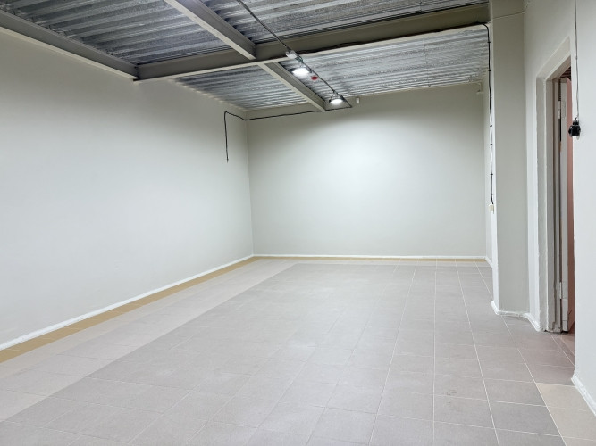 Сдаётся в аренду небольшой склад на 2-м этаже в Кекаве.   Грузовой лифт  Размер Кекавская вол. - изображение 14