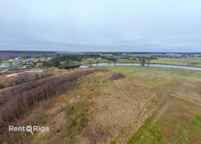 Предлагается к покупке земельный участок вдоль шоссе A1.  + Часть участка Адажский округ - изображение 7