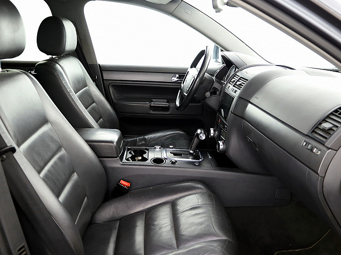 Volkswagen Touareg Highline ATM 2.5 TDI 128kW Tallina - foto 6