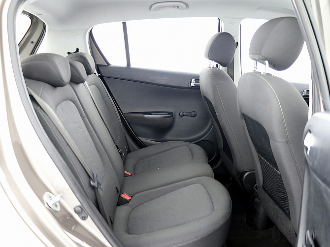 Hyundai i20 Elegance 1.2 57kW Таллин - изображение 7