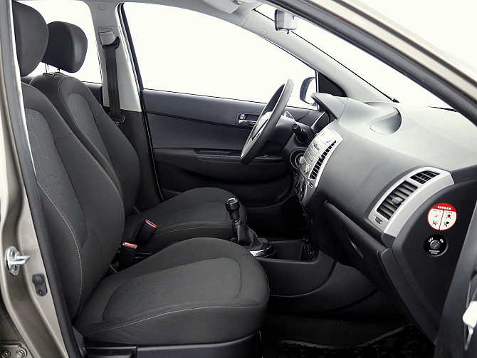 Hyundai i20 Elegance 1.2 57kW Таллин - изображение 6