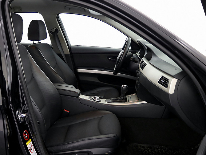 BMW 320 Touring Executive ATM 2.0 D 110kW Таллин - изображение 6