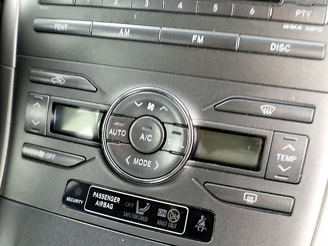 Toyota Auris Linea Sol ATM 1.6 91kW Таллин - изображение 8