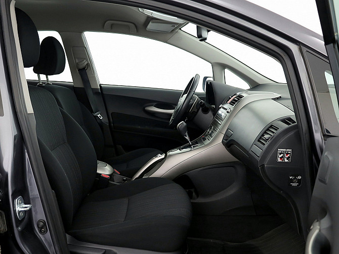 Toyota Auris Linea Sol ATM 1.6 91kW Таллин - изображение 6