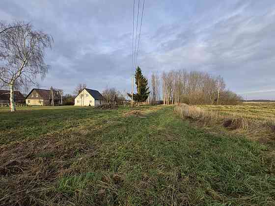 Pārdod savrupmājas apbūves zemes gabalu Ainažos  tikai 800 m no jūras!
Tiek piedāvāts lielisks zemes Limbaži un Limbažu novads