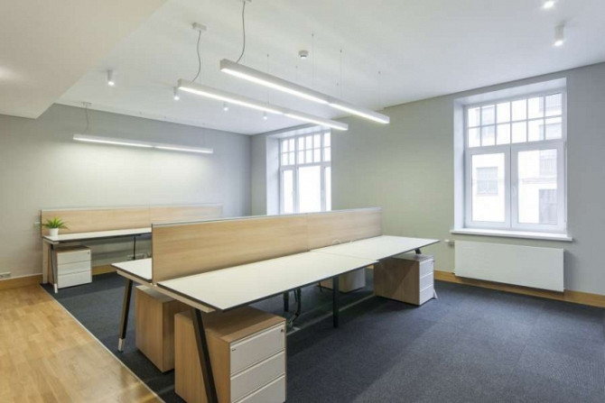 Kvalitatīvs un gaišs birojs pilsētas centrā.  Skolas iela 11, starp Dzirnavu un Lāčplēša ielām. Reno Рига - изображение 7