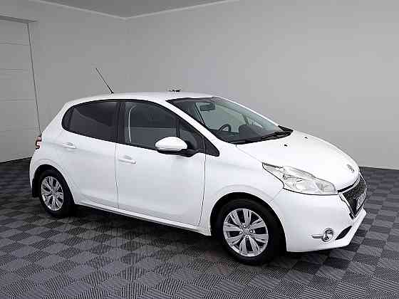 Peugeot 208 Elegance 1.2 60kW Таллин