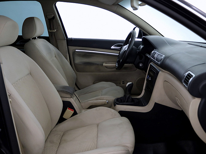 Skoda Superb Comfortline 1.9 TDI 77kW Таллин - изображение 6