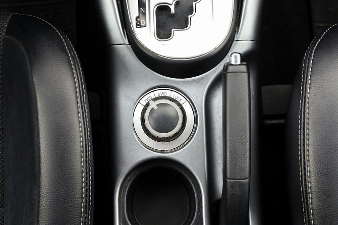 Mitsubishi Outlander Luxury Facelift ATM 2.4 125kW Таллин - изображение 8