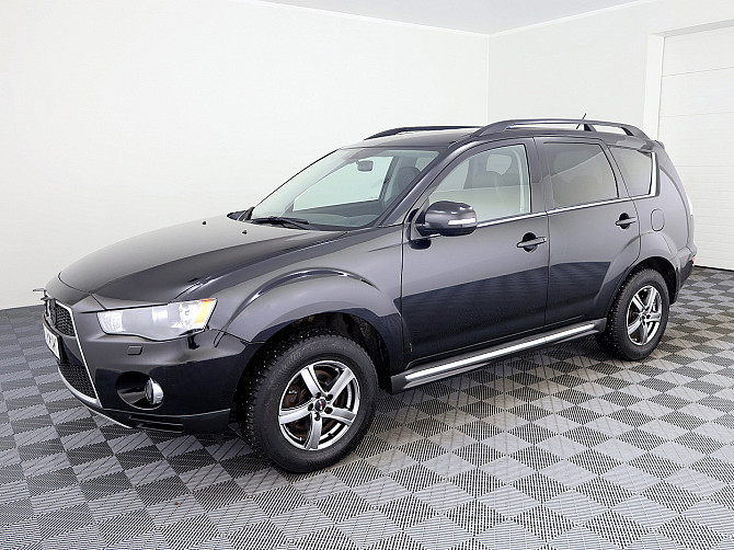 Mitsubishi Outlander Luxury Facelift ATM 2.4 125kW Таллин - изображение 2