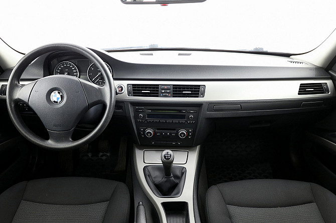 BMW 318 Business Facelift 2.0 105kW Таллин - изображение 5