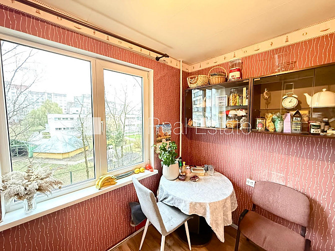 Fasādes māja, renovēta māja, ieeja no ielas, mansards, kāpņu telpa pēc kosmētiskā remonta, Rīga - foto 14