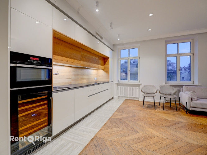 Elizabetes Rezidence - это одна из ярчайших жемчужин рижского архитектурного наследия. Рига - изображение 4