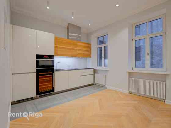 Elizabetes Rezidence- одна из ярчайших жемчужин архитектурного наследия Риги, была Рига