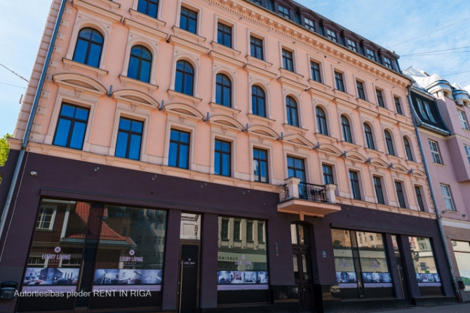 В жилом комплексе Elizabetes Rezidence продается высококачественная меблированная Рига - изображение 11