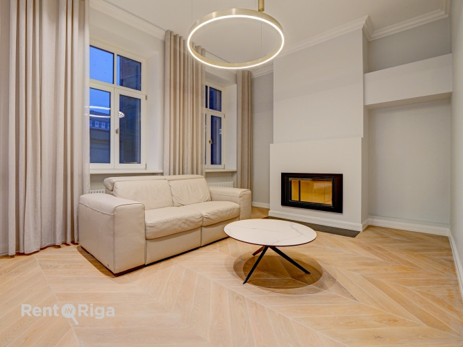 Elizabetes Rezidence- одна из ярчайших жемчужин архитектурного наследия Риги, была Рига - изображение 3