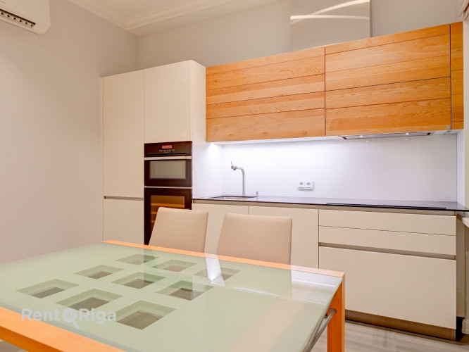 Elizabetes Rezidence- одна из ярчайших жемчужин архитектурного наследия Риги, была Рига - изображение 5