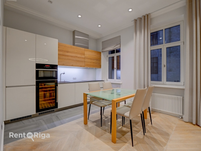 Elizabetes Rezidence- одна из ярчайших жемчужин архитектурного наследия Риги, была Рига - изображение 6