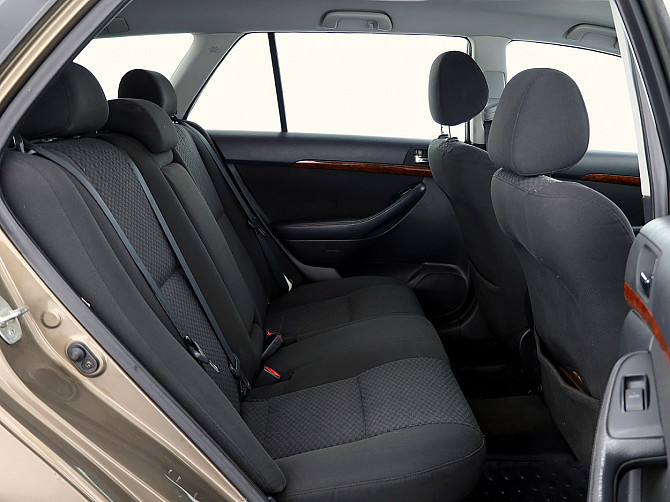 Toyota Avensis Linea Sol ATM 1.8 95kW Tallina - foto 7